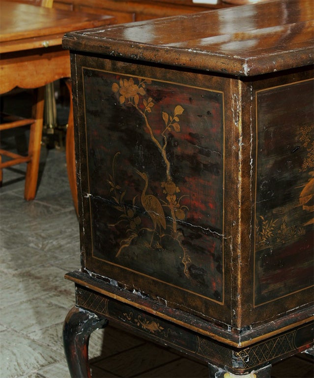 Rare 18th century Queen Anne lacquer chest on stand 2