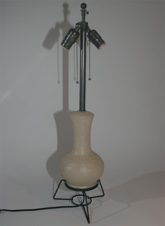 Pair Of Pale Camel Plaster Urn Lamps on Tripod Wire Bases 2