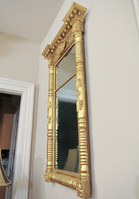 Magnificent Federal Period Water-Gilded Pier Mirror For Sale 1