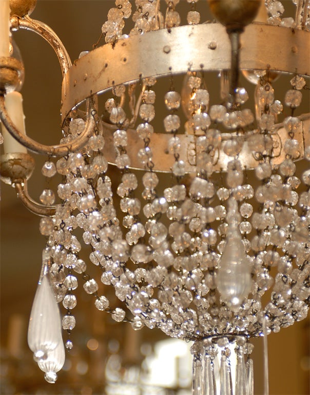 20th Century Italian Gilt Metal and Crystal Chandelier For Sale 3