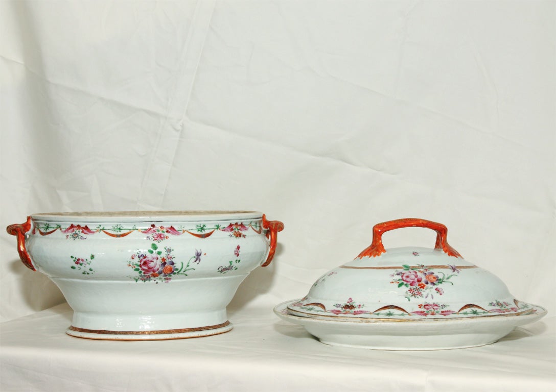 Chinese Export Famille Rose  Soup Tureen, Cover and Stand 1
