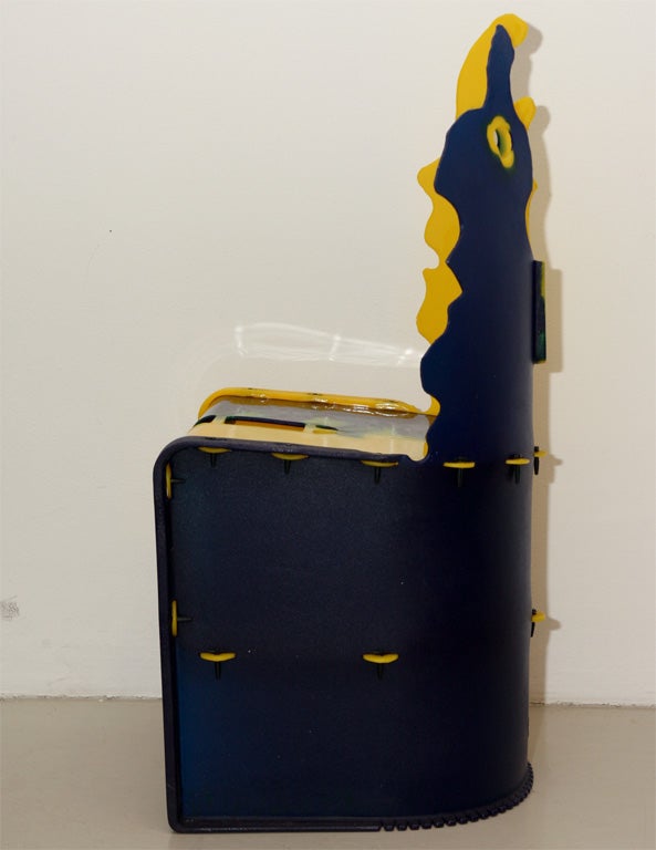 Chaise à facettes bleue et jaune de Gaetano Pesce