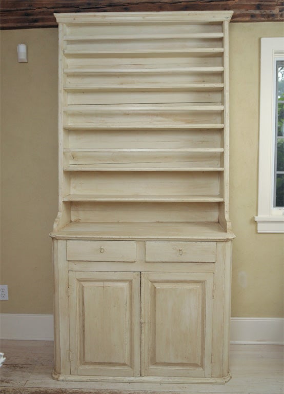 Tall Cupboard Plate Rack