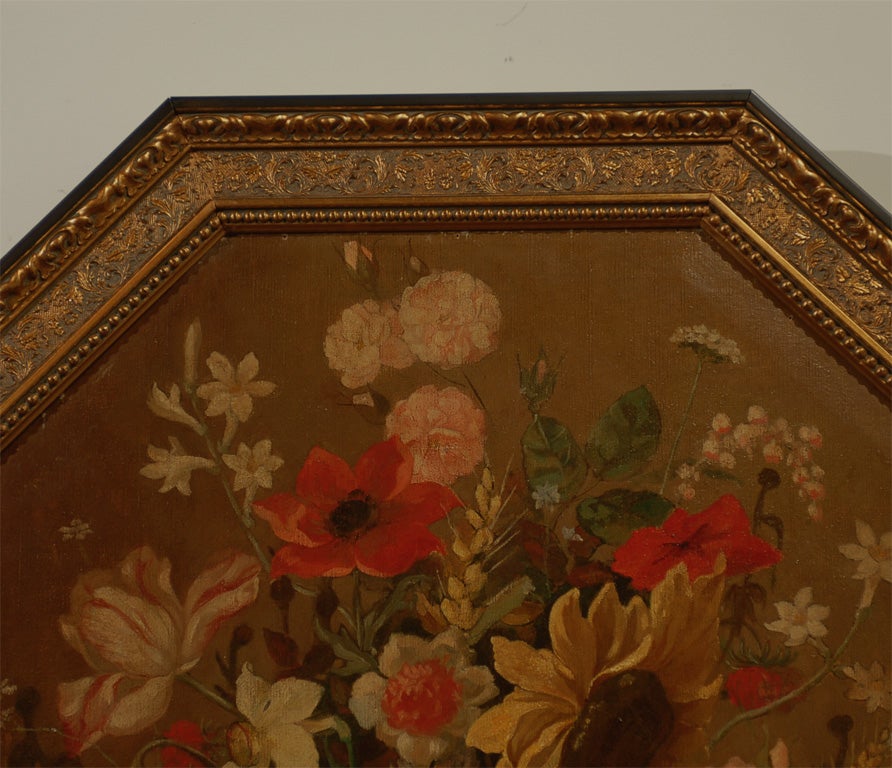 French Restauration Period 1820s Framed Octagonal Painting Depicting a Bouquet In Good Condition For Sale In Atlanta, GA
