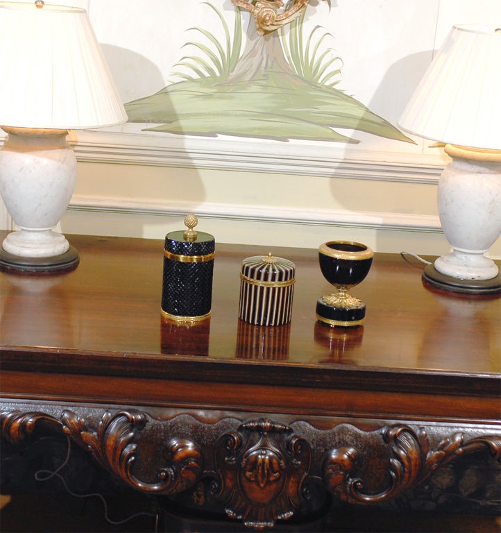 Set of Three French Dressing Table Jars In Good Condition For Sale In Atlanta, GA