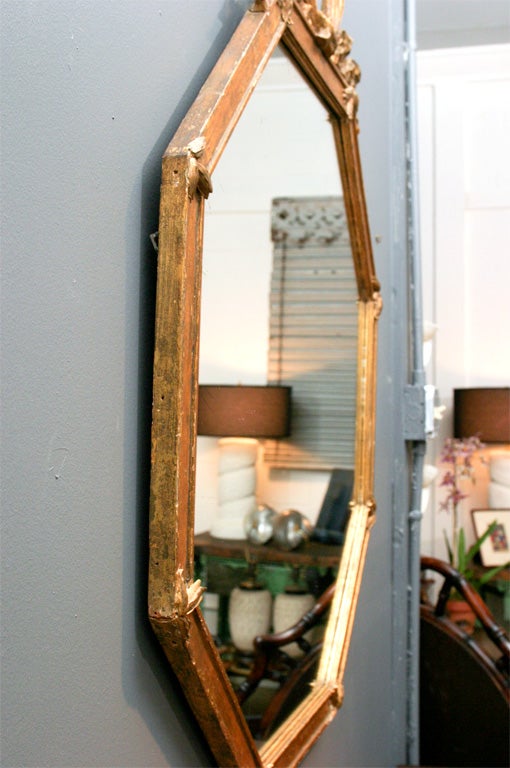 Regency Style Octagonal mirror In Good Condition For Sale In Hudson, NY