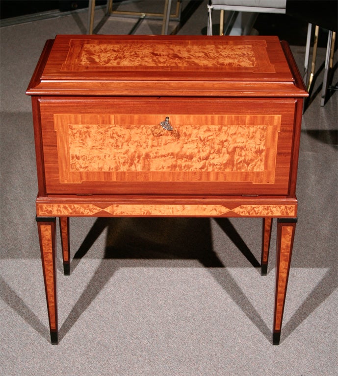 Swedish Box on Stand