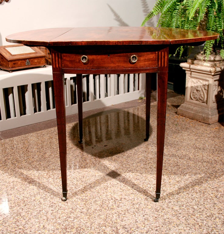 MAHOGANY PEMBROKE TABLE