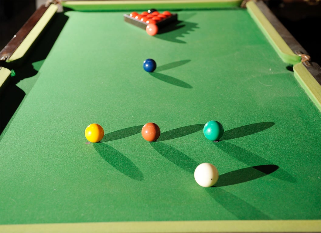 English Snooker Table 1