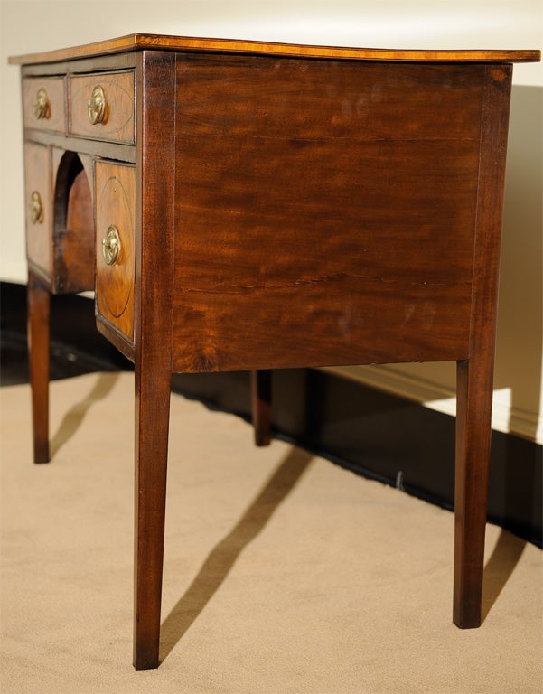 Hepplewhite Dressing Table 2