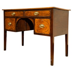 Hepplewhite Dressing Table