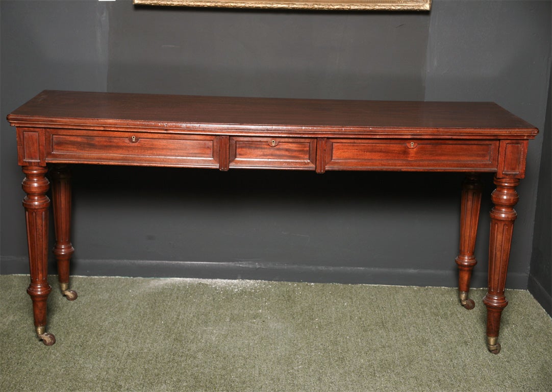 19th Century An English William IV period mahogany side table or server. For Sale