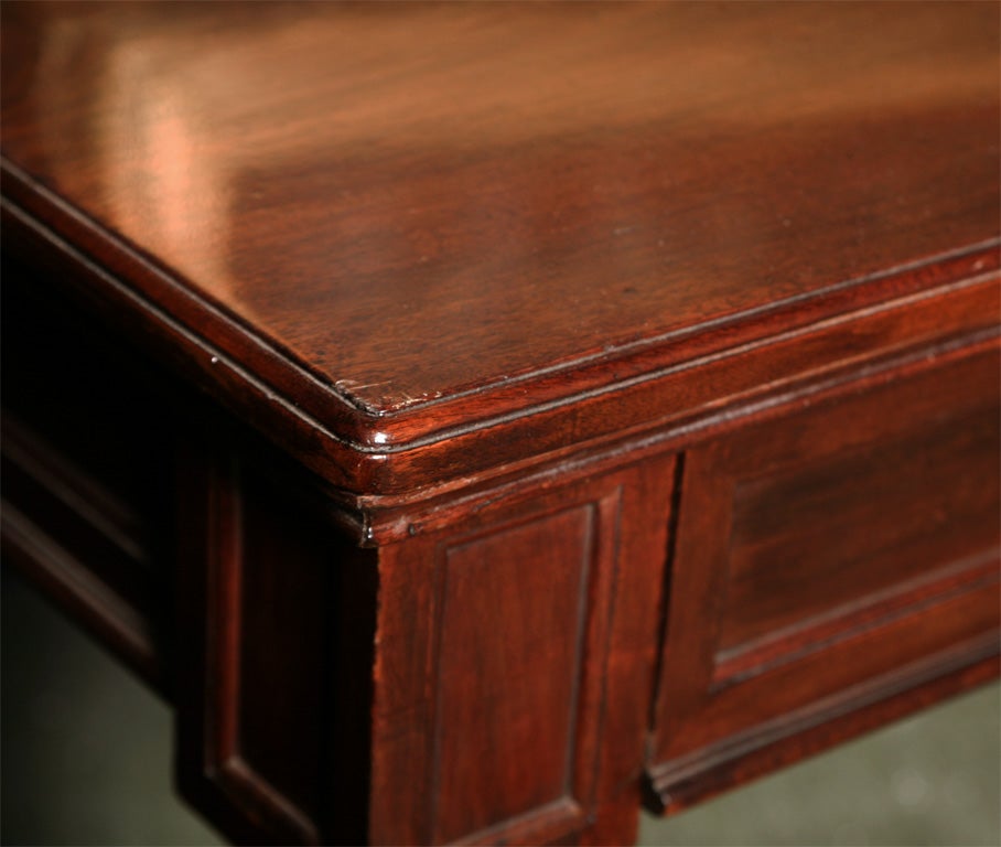 An English William IV period mahogany side table or server. For Sale 7