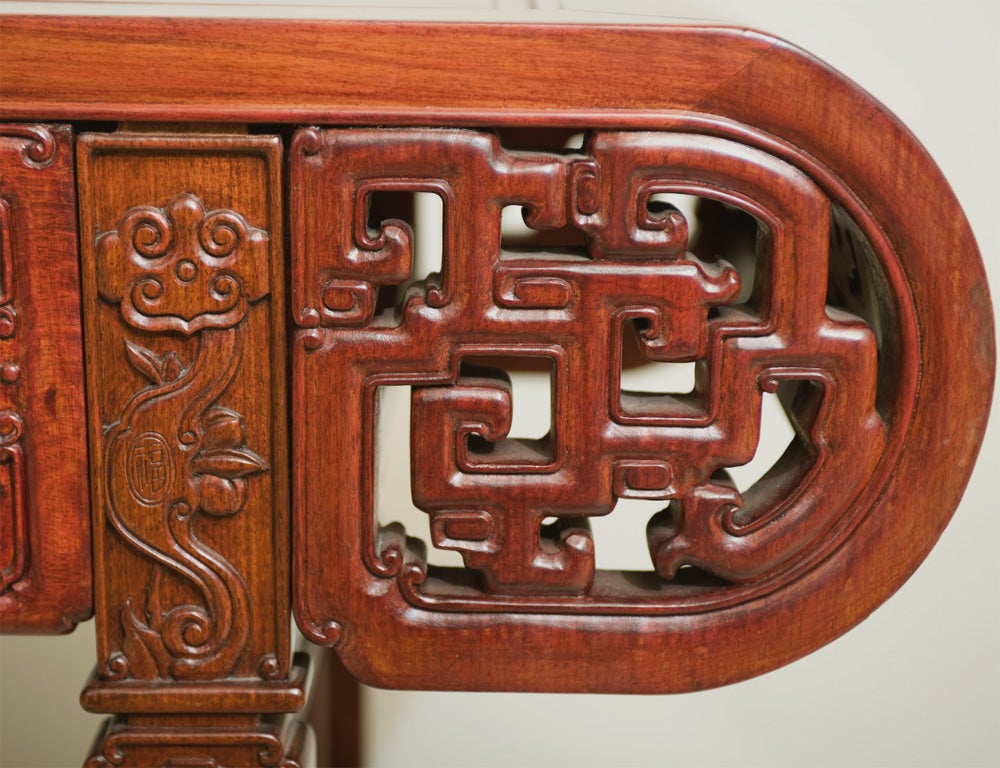 A Chinese Carved Padoukwood Table In Excellent Condition In Mississauga, ON