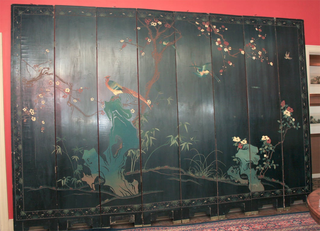 Large 8 panel Chinese lacquer screen For Sale 2