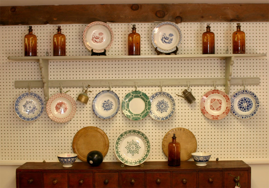 French shelf rack, with hooks