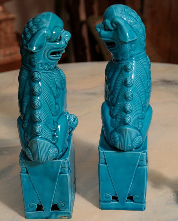 A Charming Pair of Foo Dogs and Puppy 4