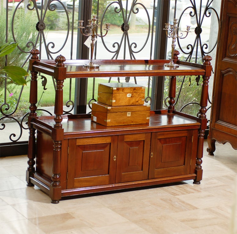19th Century Mahogany Dessert Server