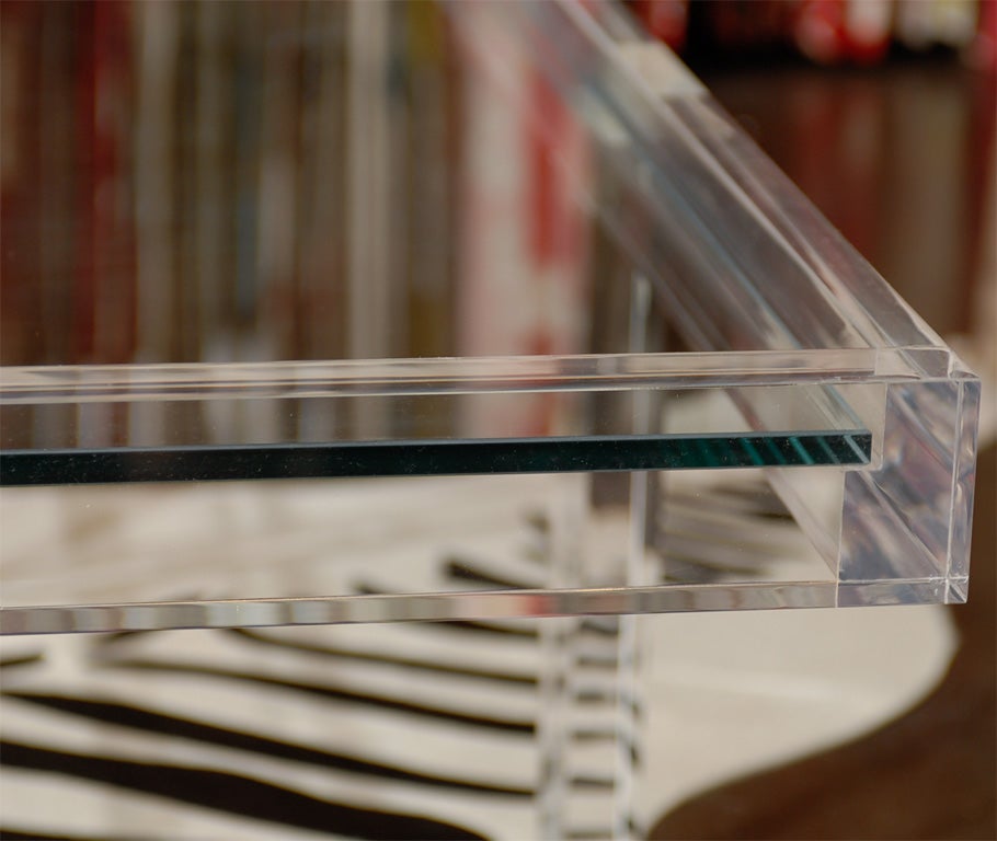 Acrylic Coffee Table For Sale at 1stDibs