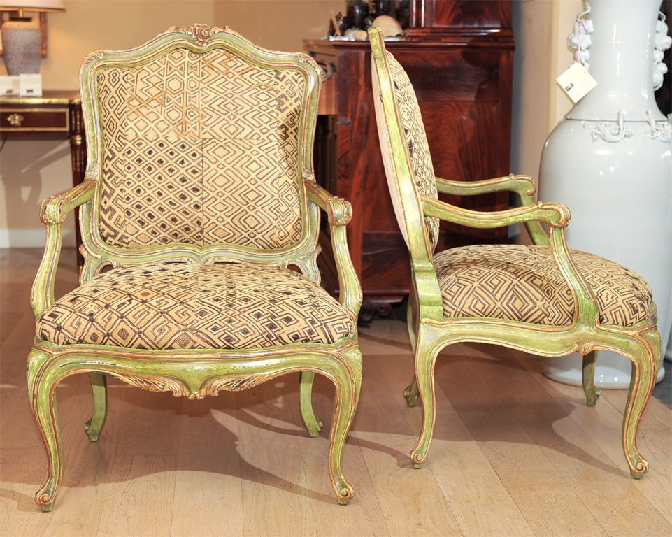 Pair of Venetian Style Rococo Painted Fauteuils 2