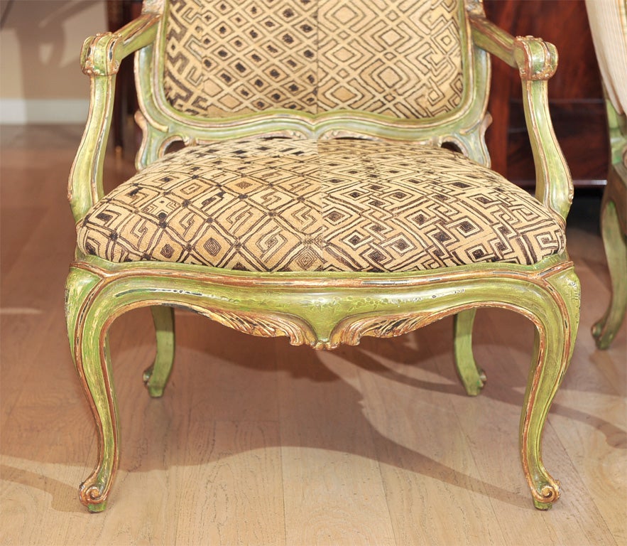 Pair of Venetian Style Rococo Painted Fauteuils 3