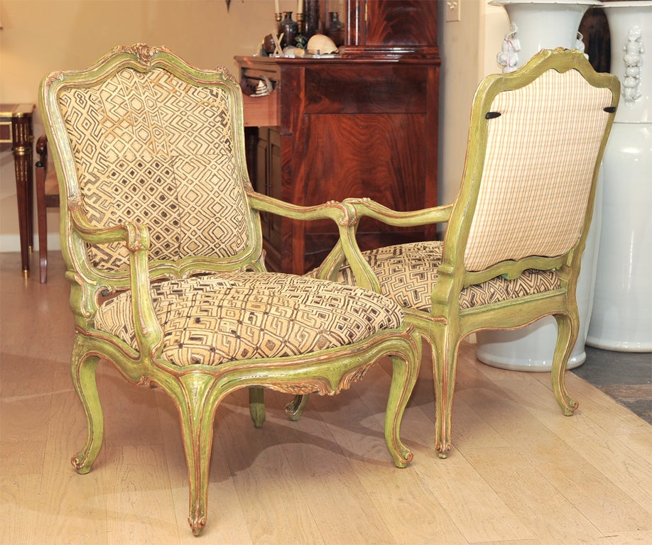 Pair of Venetian Style Rococo Painted Fauteuils 4