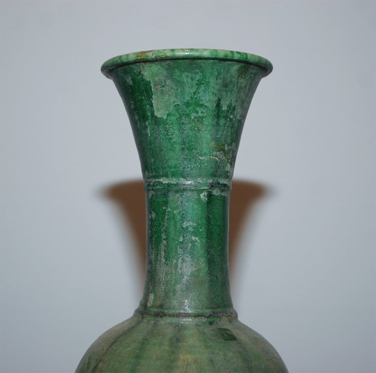 rare Liao dynasty trumpet mouth vase In Good Condition In Brooklyn, NY
