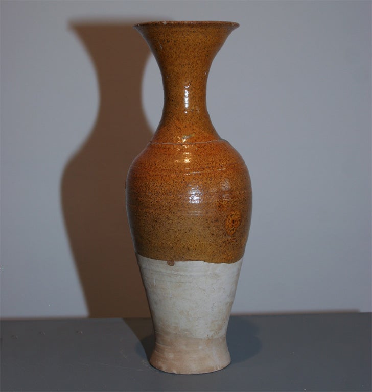 Tang dynasty trumpet mouth vase