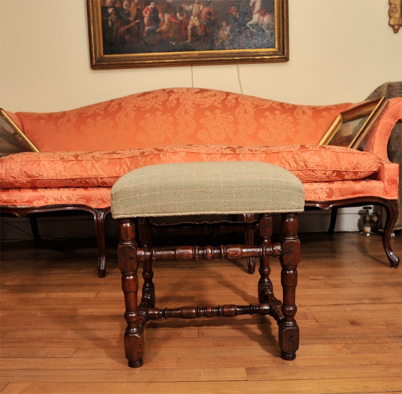 English, walnut stool Ca. 1790