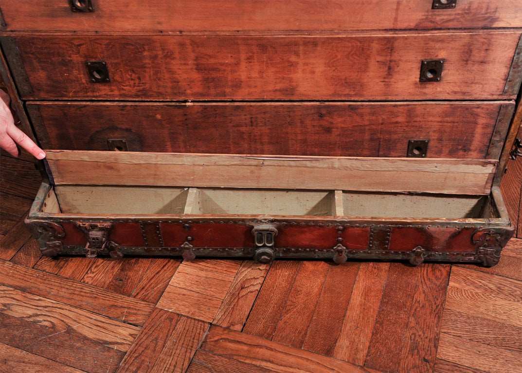 19th C. Theatrical Dresser Trunk by Stallmans, American, c. 1880 2