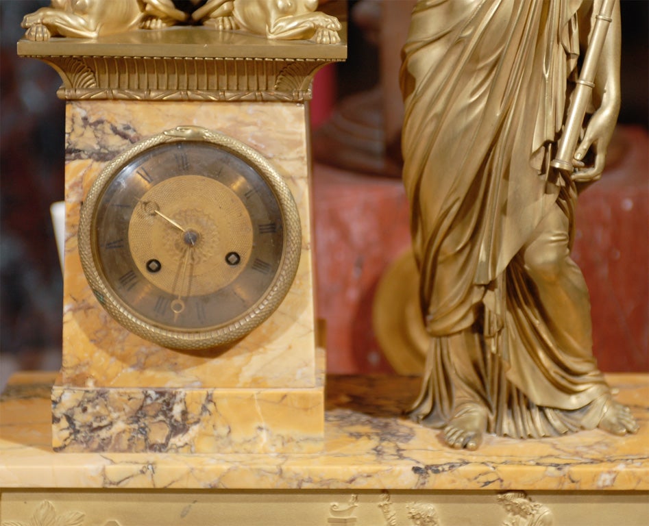 French Gilt Bronze Clock In Excellent Condition For Sale In Atlanta, GA