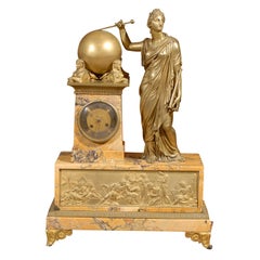 Reloj francés de bronce dorado