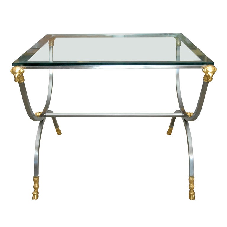 Table en verre à tête de bélier en bronze et acier du 19e siècle français en vente