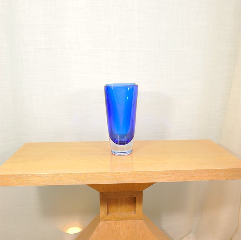 Sommerso vase in cobalt blue and clear glass.