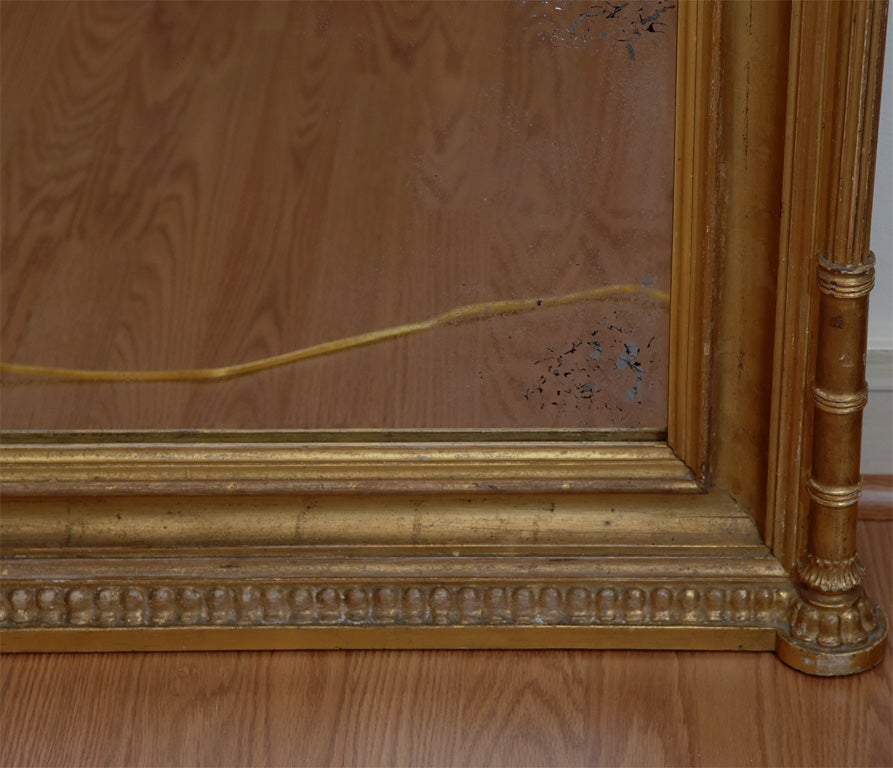  Große Spiegel aus dem frühen 19. Jahrhundert (Vergoldetes Holz) im Angebot