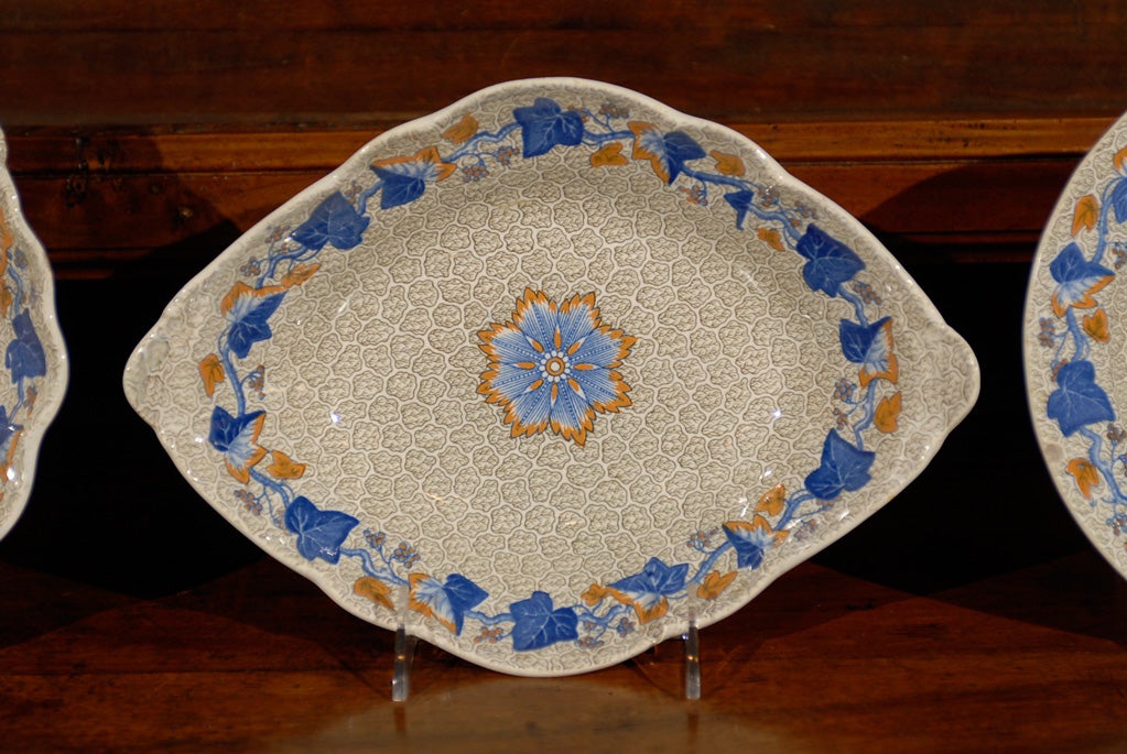 19th Century Spode Plates In Good Condition For Sale In Atlanta, GA