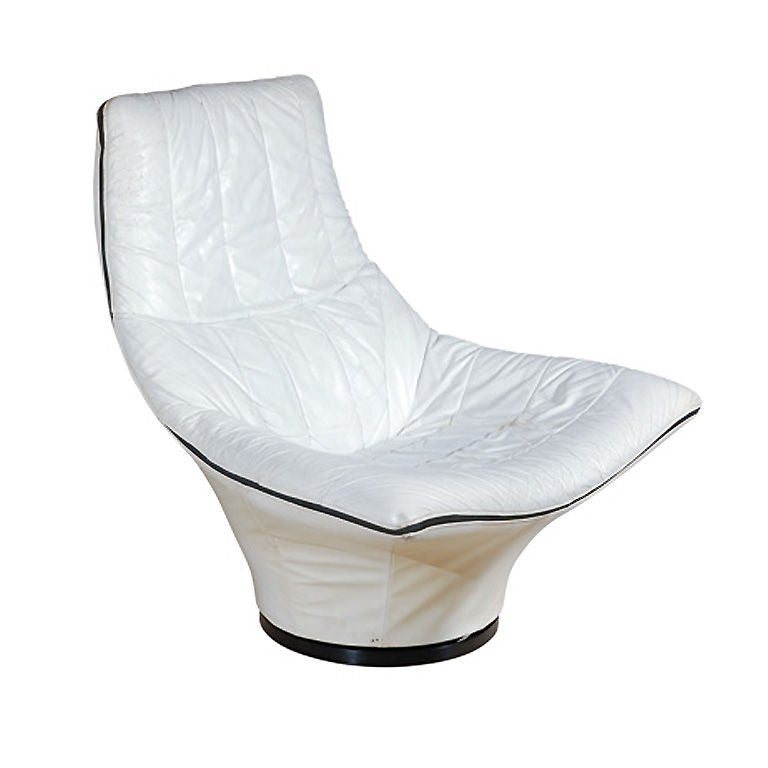 Mantis High Back Leather Swivel Chair by Gerard van den Berg