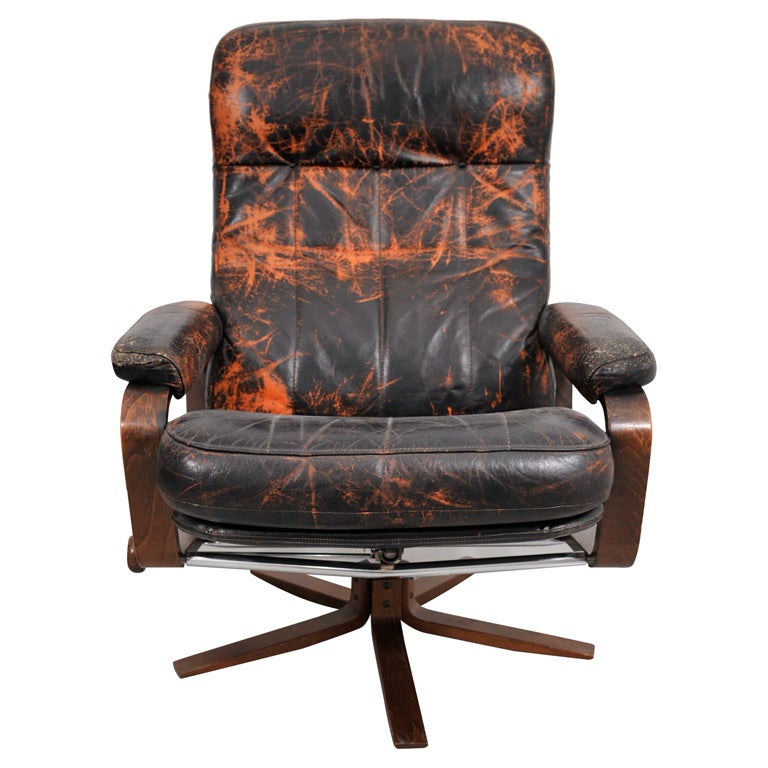 Retro Danish Leather Swivel Lounge Chair For Sale