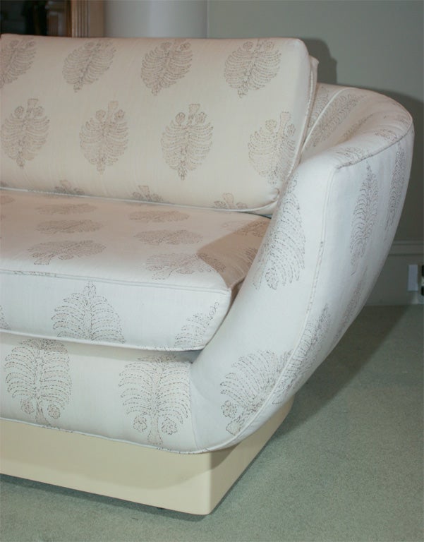 Upholstery Modern Lounge Chair
