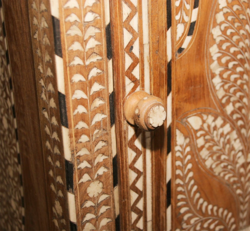 India 19th century Anglo Indian desk in bone & ebony inlay 4