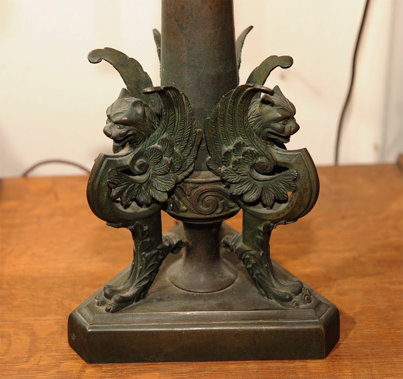 American Leaded Glass Table Lamp, Bronze Base with Griffins In Excellent Condition In Petaluma, CA