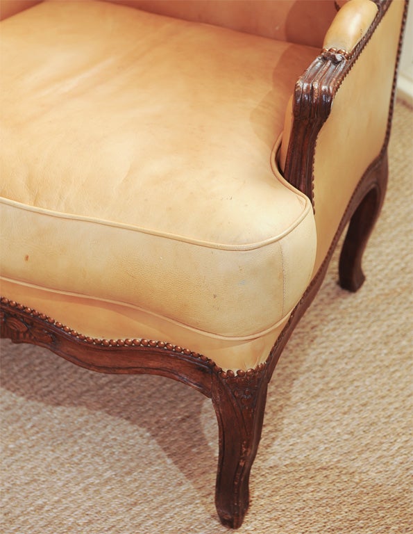 Walnut Louis XV walnut carved Bergere chair