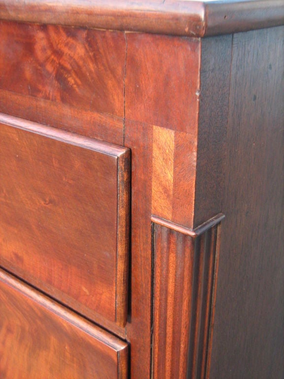 Mahogany chest of drawers