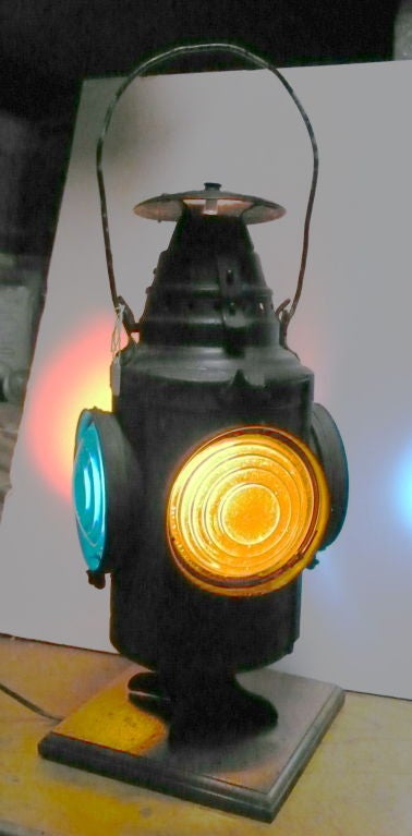 train signal lamp