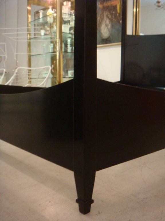 Tommi Parzinger Bed