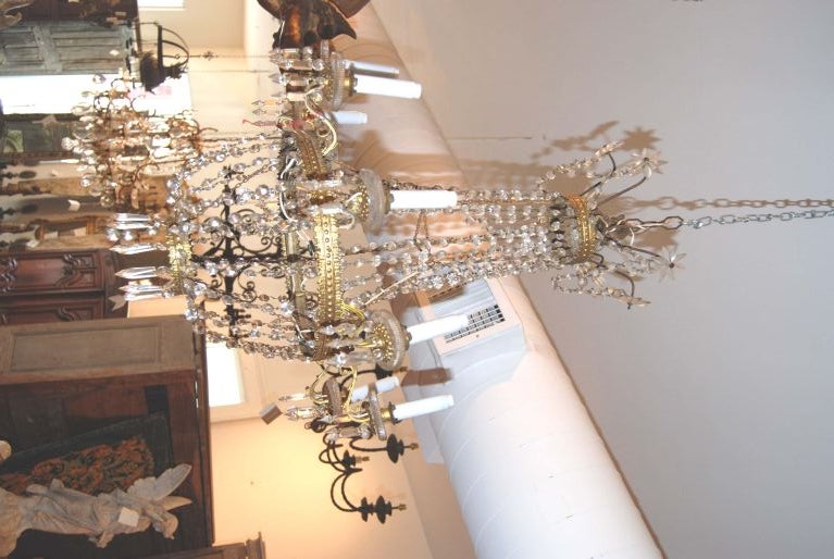 19. Jahrhundert Kronleuchter aus Zinn und Kristall im Zustand „Gut“ im Angebot in New Orleans, LA