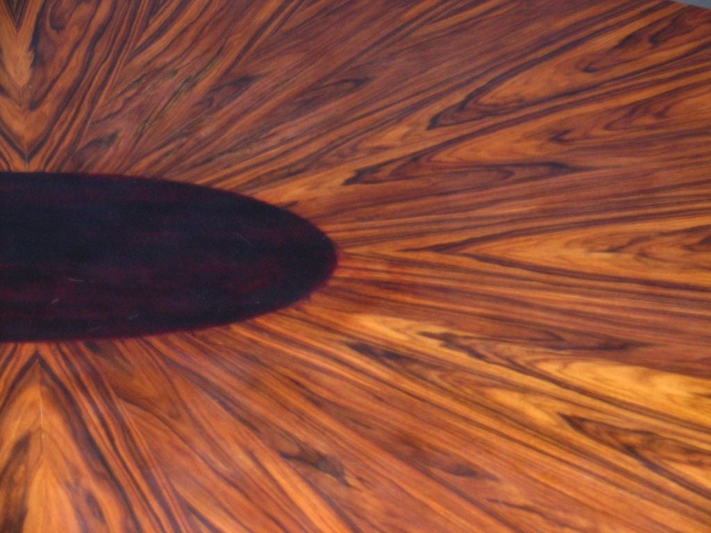 ITALIAN 1940'S ROSEWOOD-VENEERED PEDESTAL DINING TABLE