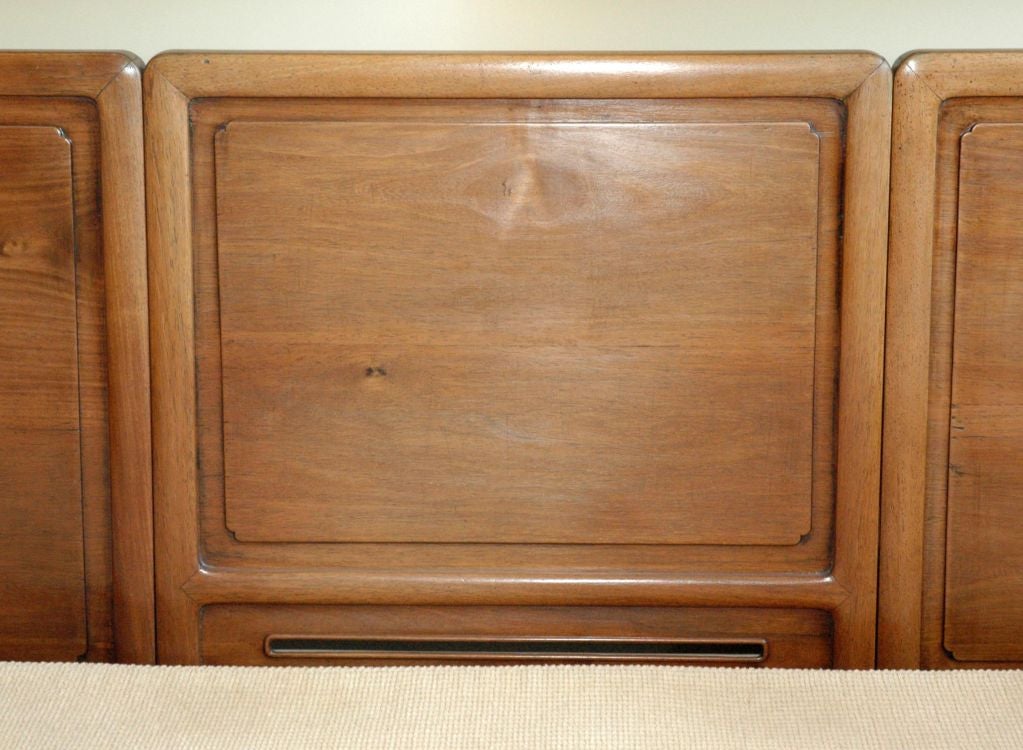 A SUMPTUOUS CHINESE HUA LI LARGE DAY BED (CHUANG) For Sale 2