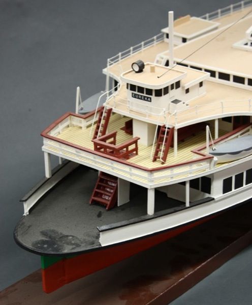 AMERICAN WOODEN HULLED MODEL OF THE PADDLE STEAMER 'EUREKA' For Sale 1