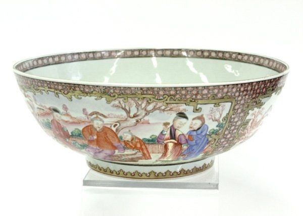 Chinese FINE CHINESE EXPORT PORCELAIN 'MANDARIN' PUNCH BOWL For Sale